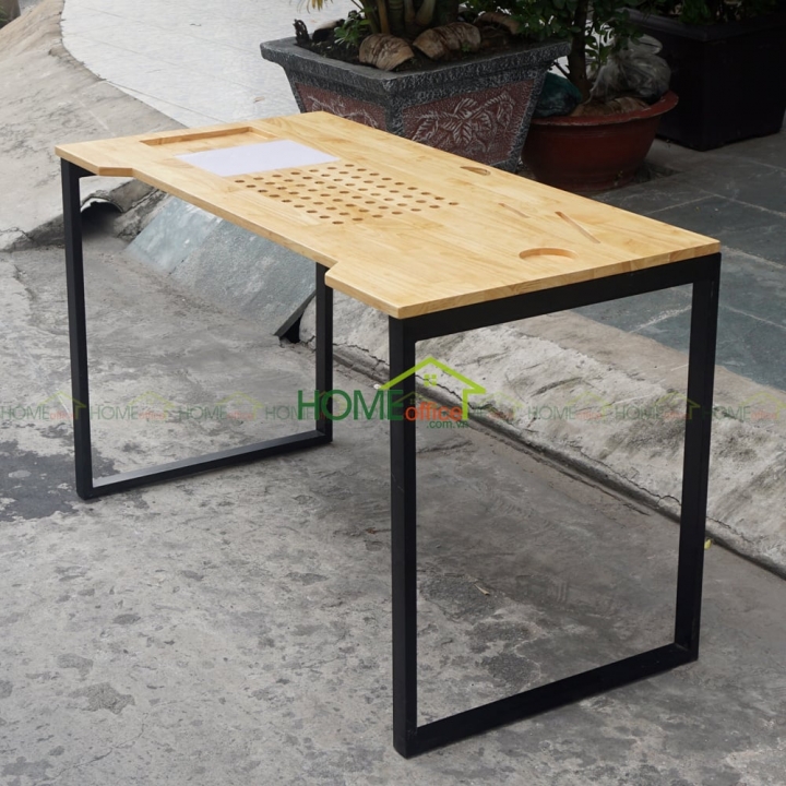 bàn làm việc gỗ cao su chân sắt